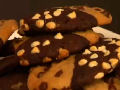 איך מכינים עוגיות שוקולד צ`יפס חצי חצי - מרכיבים ואופן הכנה