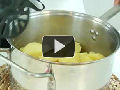 איך מכינים כדורי תפוחי אדמה עם סלסה אבוקדו - מרכיבים ואופן הכנה